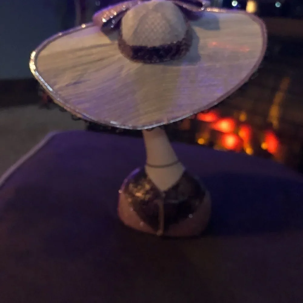 Unique vintage jewelry holder and ring holder